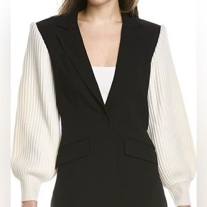 Cinq a Sept knit sleeve blazer.  Size 8.